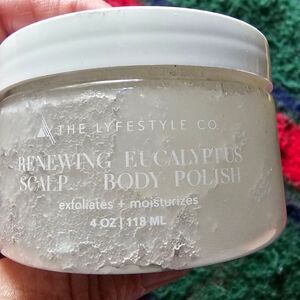 The Lyfestyle Co Hair and Body Scrub (BEA11)